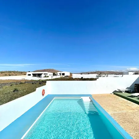 Casa Rural Con Piscina, Wifi Y Estupenda Vistas A Volcan, Lanzarote *