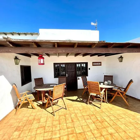 Casa Rural Con Piscina, Wifi Y Estupenda Vistas A Volcan, Lanzarote Villa