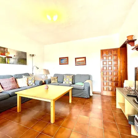 Casa Rural Con Piscina, Wifi Y Estupenda Vistas A Volcan, Lanzarote