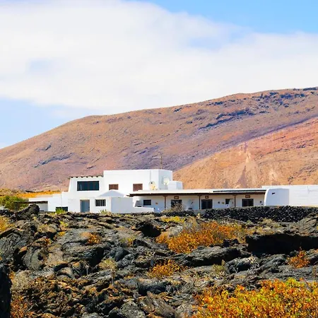 Villa Casa Rural Con Piscina, Wifi Y Estupenda Vistas A Volcan, Lanzarote