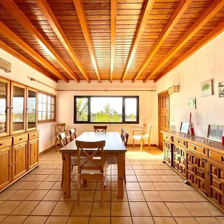Villa Casa Rural Con Piscina, Wifi Y Estupenda Vistas A Volcan, Lanzarote
