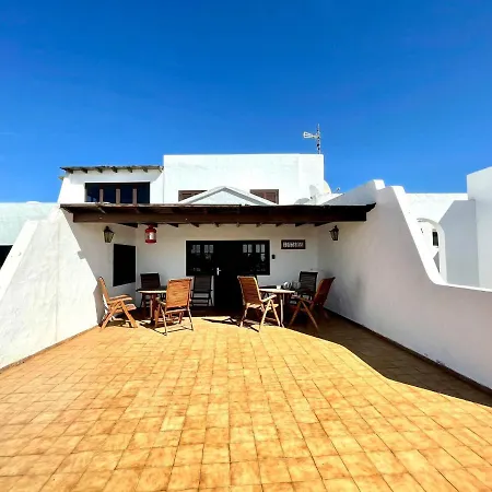 Casa Rural Con Piscina, Wifi Y Estupenda Vistas A Volcan, Lanzarote *