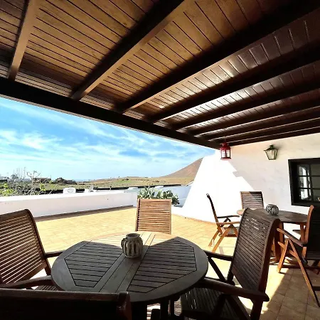 Casa Rural Con Piscina, Wifi Y Estupenda Vistas A Volcan, Lanzarote Villa