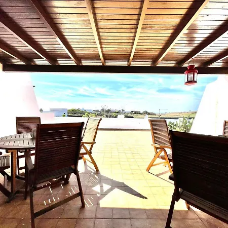 Casa Rural Con Piscina, Wifi Y Estupenda Vistas A Volcan, Lanzarote