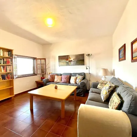 Casa Rural Con Piscina, Wifi Y Estupenda Vistas A Volcan, Lanzarote