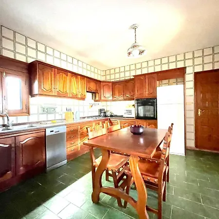 Villa Casa Rural Con Piscina, Wifi Y Estupenda Vistas A Volcan, Lanzarote *